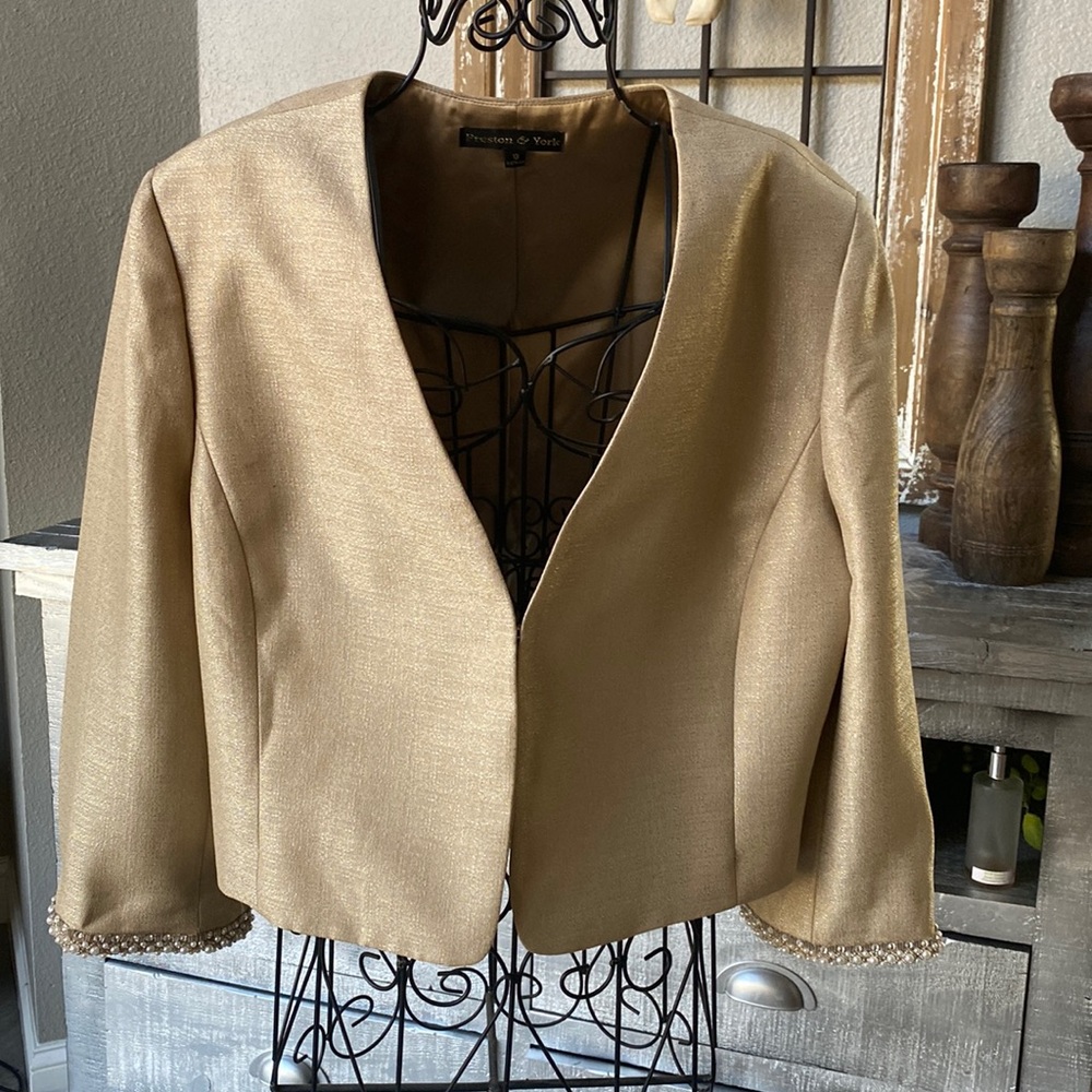 Cropped gold shimmer jacket with pearls and Rhinestone XL